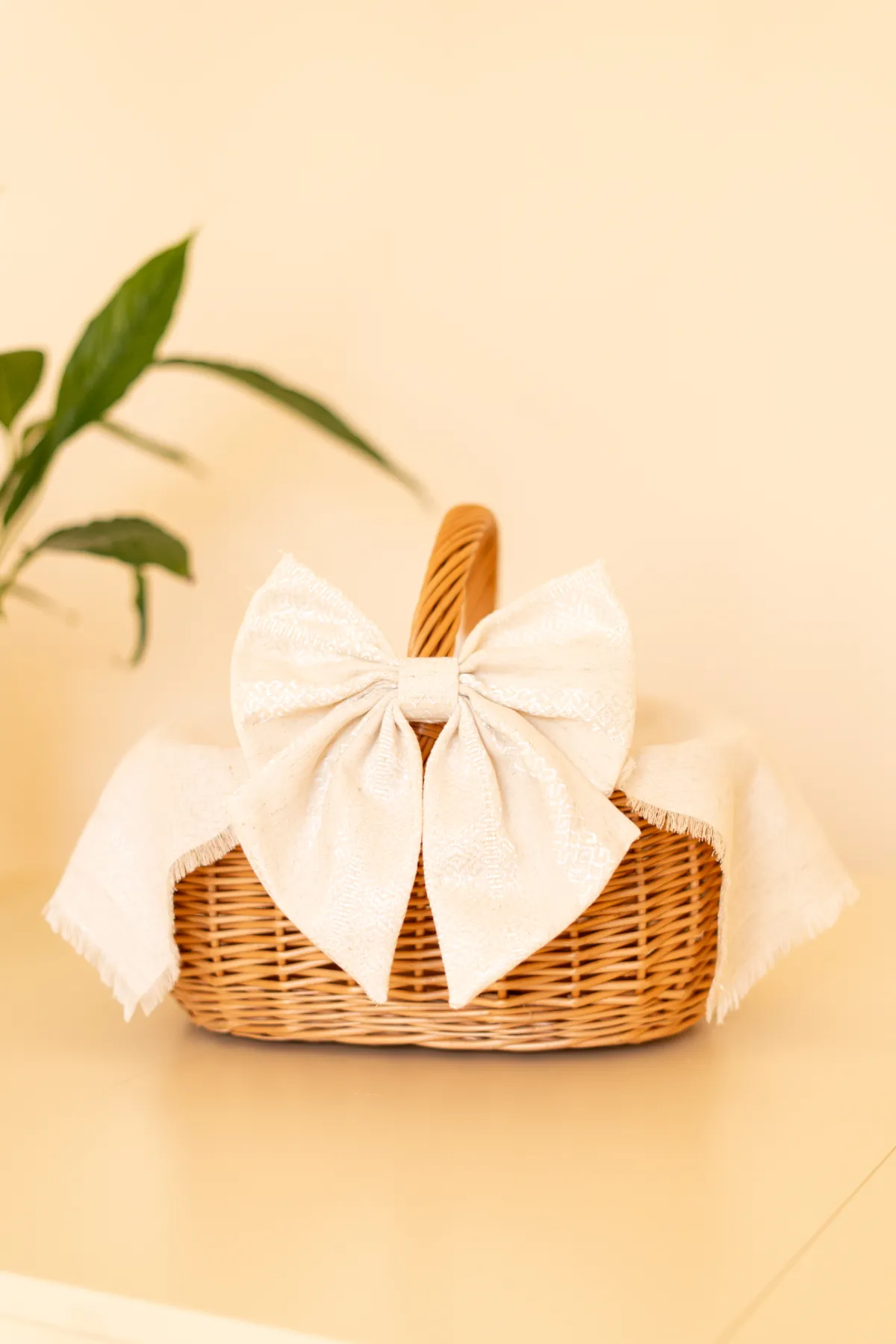 Накидка Біла Елегантність