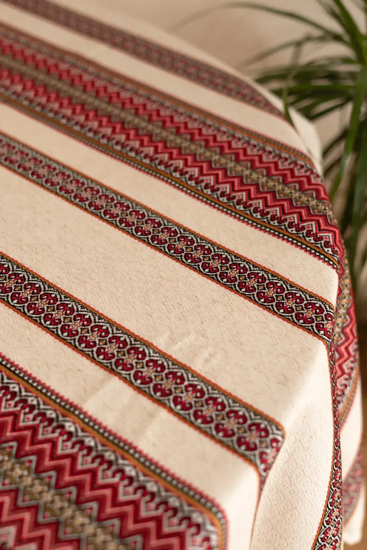 Скатертина Червона Рута