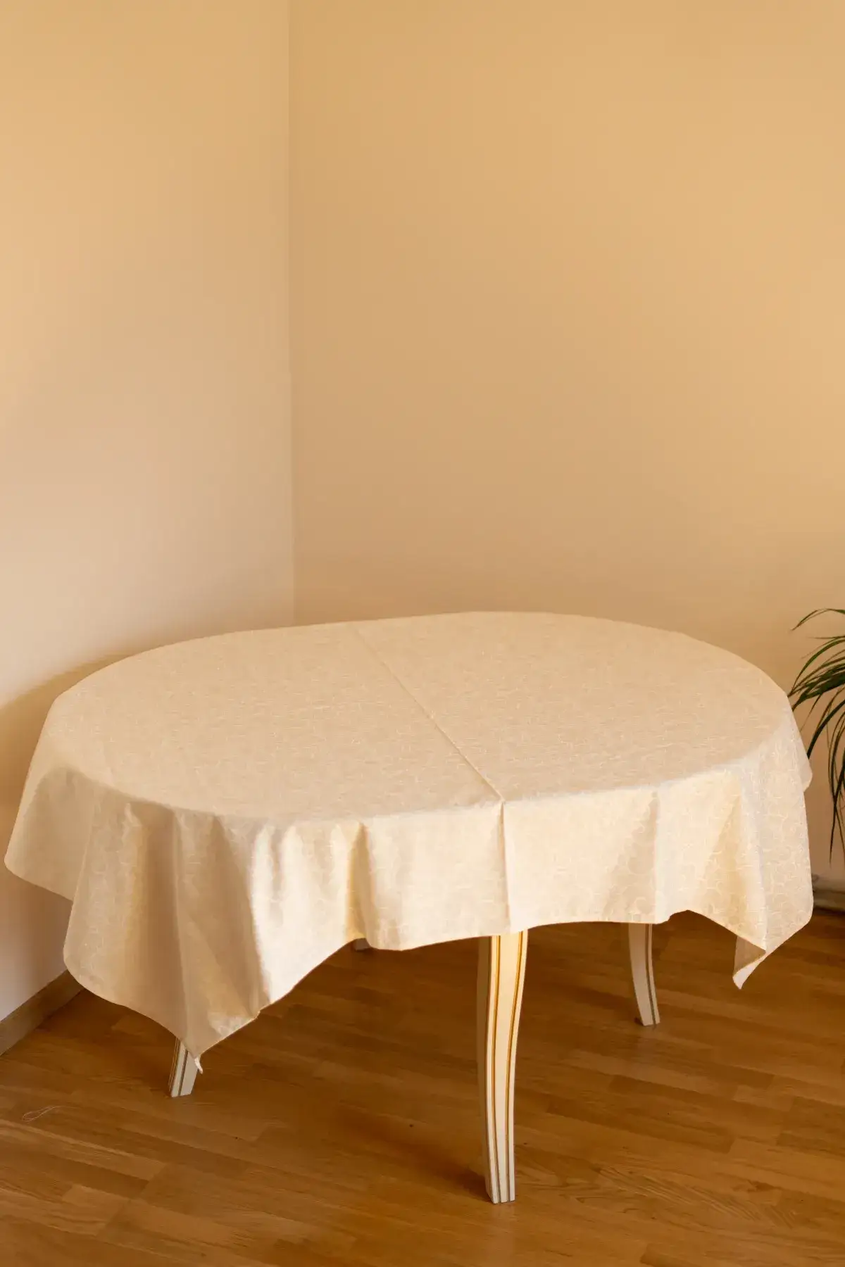 Скатертина Шарм